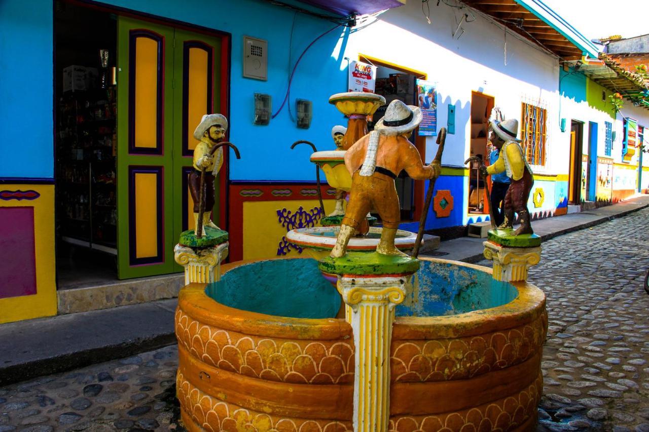 Hotel Real Guatape Exterior photo
