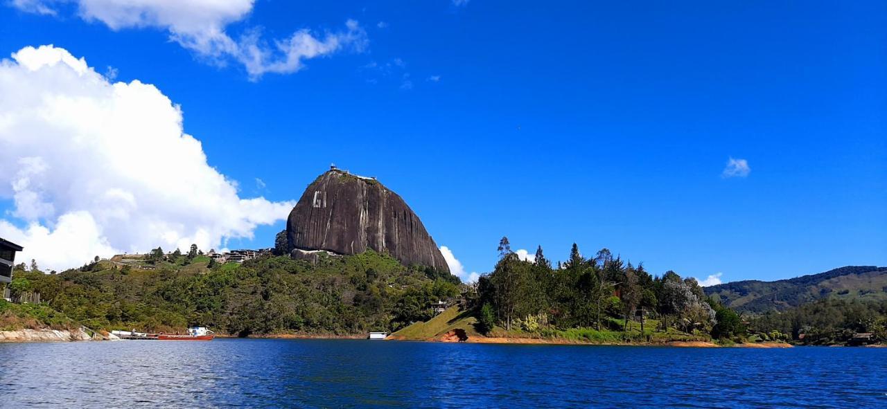 Hotel Real Guatape Exterior photo