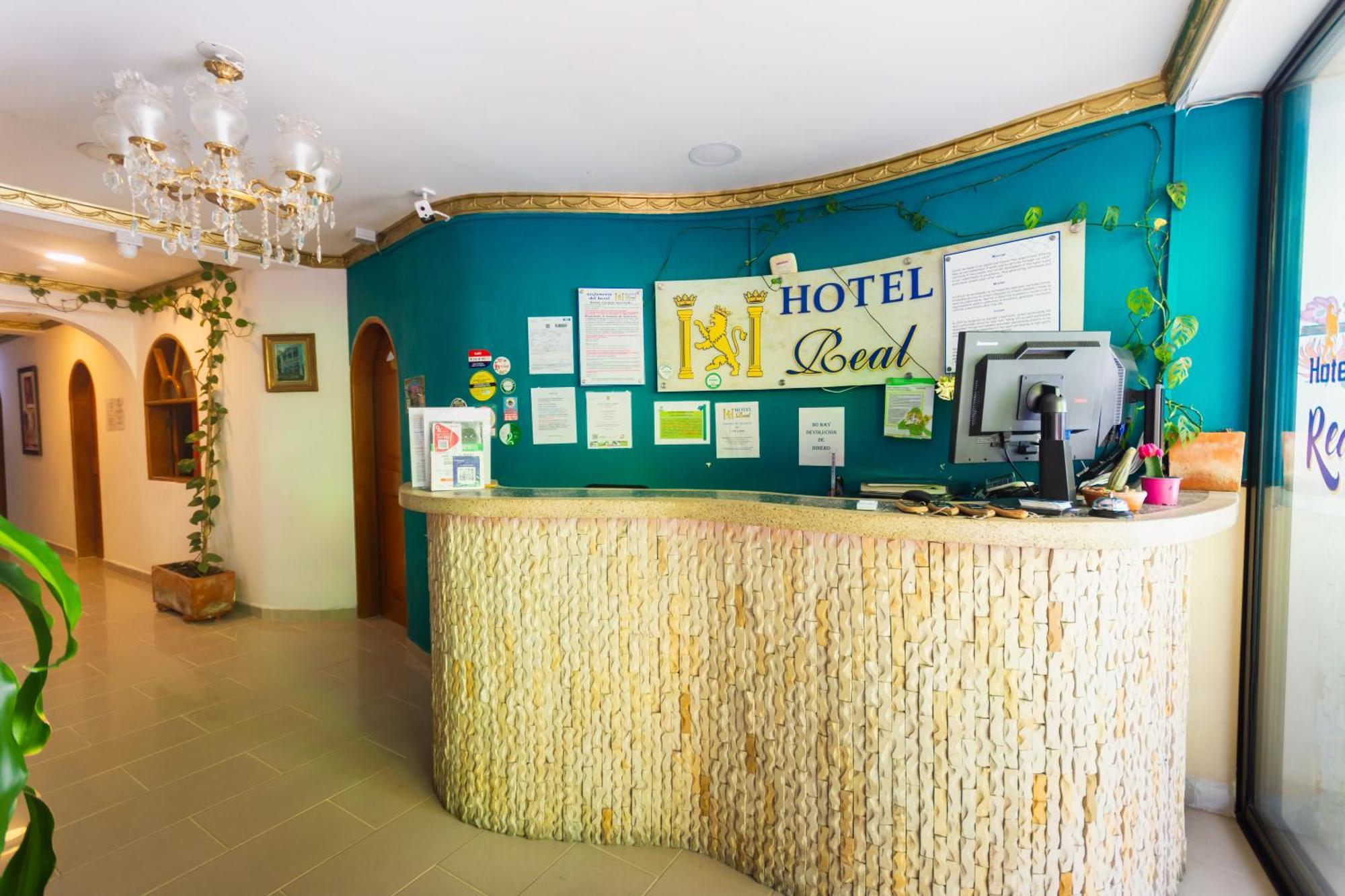 Hotel Real Guatape Exterior photo