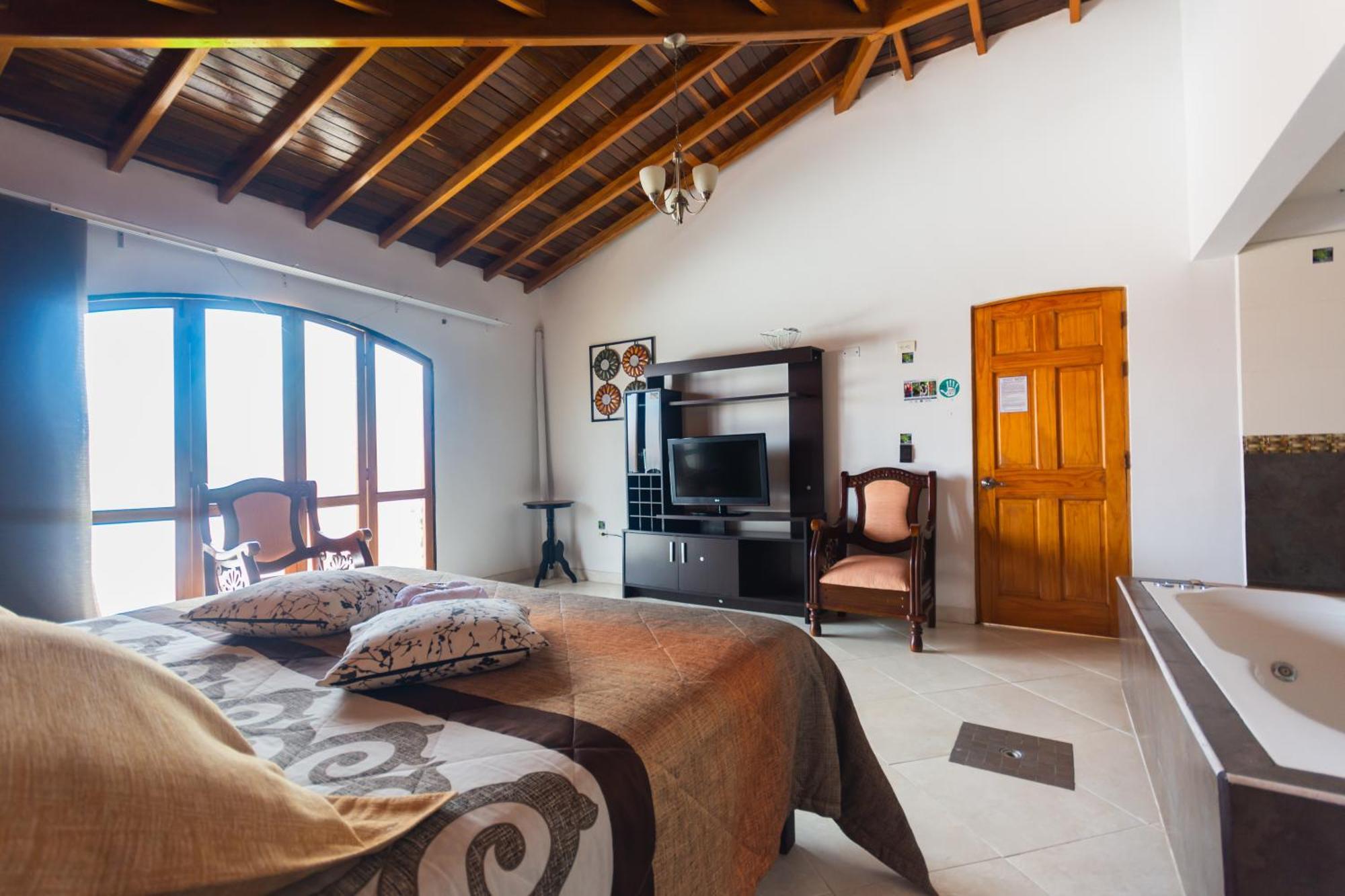 Hotel Real Guatape Exterior photo