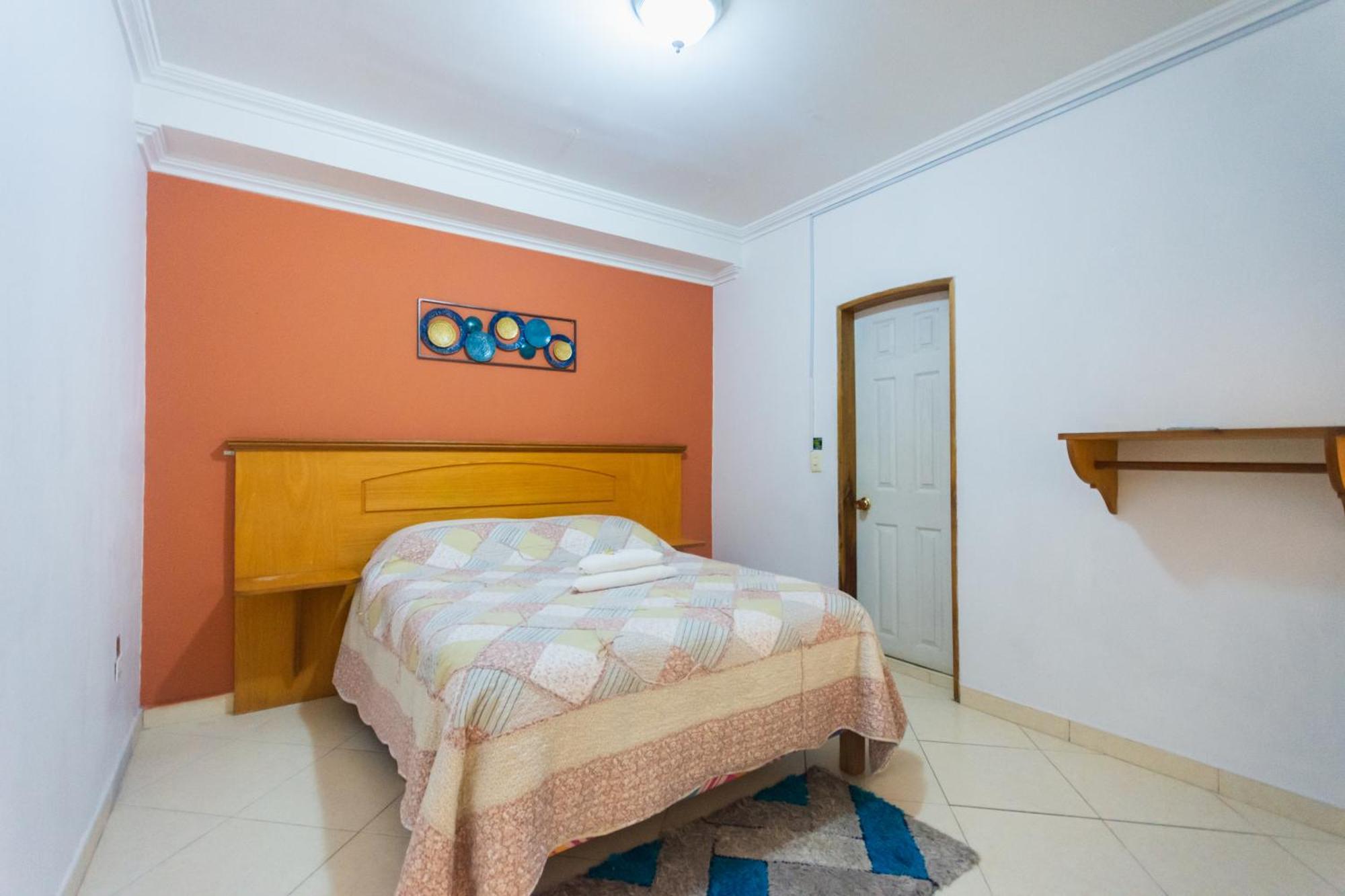 Hotel Real Guatape Exterior photo